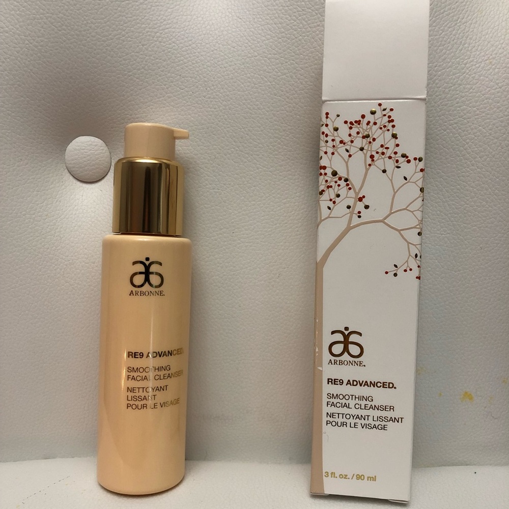 Brand New Arbonne RE9 Facial Cleanser
